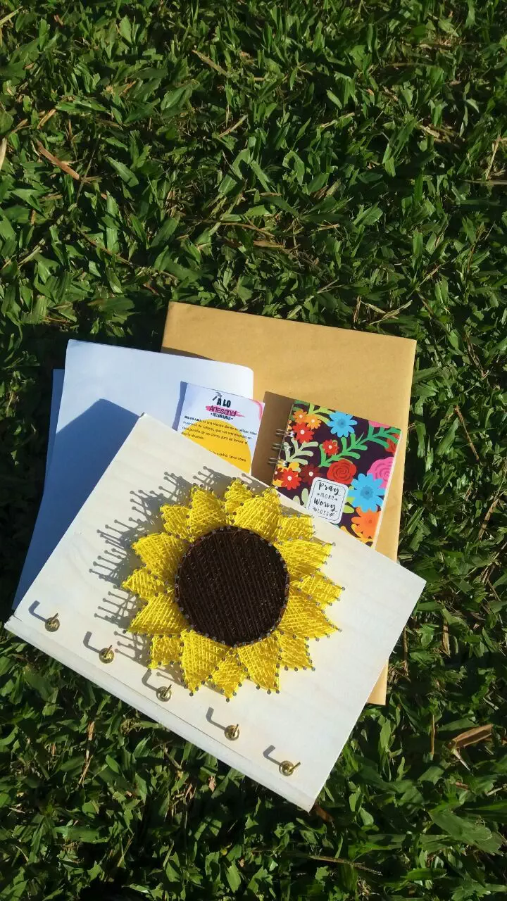 hilorama Porta llaves + porta papeles girasoles